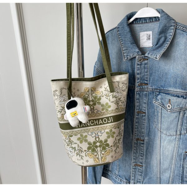 Japanese-Style Floral Canvas Bucket Bag for Women - 2025 Versatile Large Capacity Shoulder Tote for Commuting