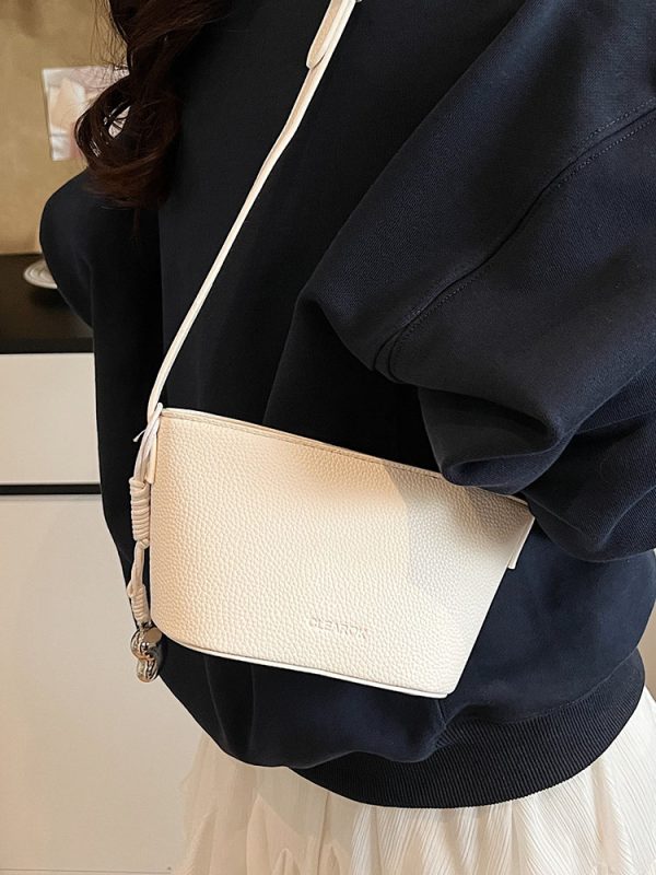 Korean Style Casual Bucket Bag for Women, Trendy INS Shoulder Bag, High-End Spring 2025 Fashion Accessory