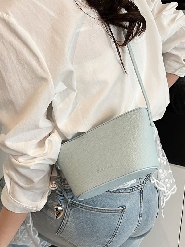 Korean Style Casual Bucket Bag for Women, Trendy INS Shoulder Bag, High-End Spring 2025 Fashion Accessory