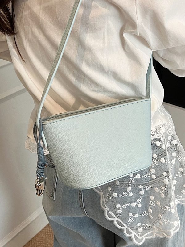 Korean Style Casual Bucket Bag for Women, Trendy INS Shoulder Bag, High-End Spring 2025 Fashion Accessory