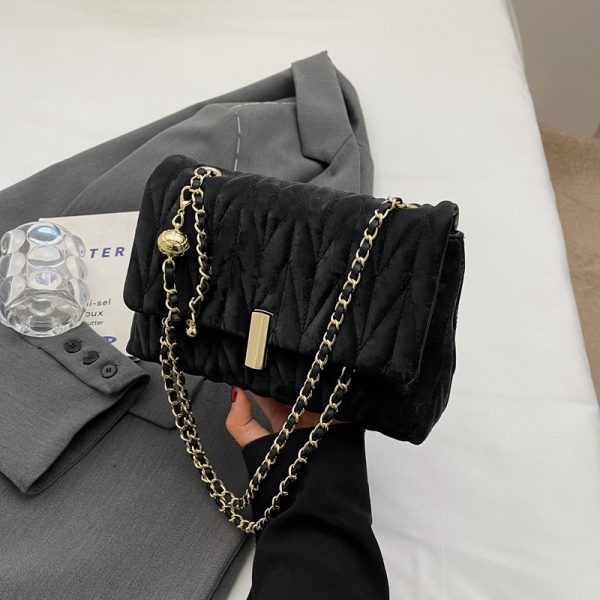Korean-Style Minimalist Casual Women's Diamond-Patterned Small Square Bag - High-End Niche Shoulder Bag for Spring/Summer 2025