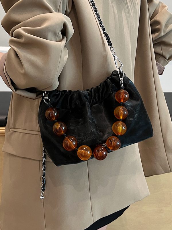 Korean-Style Minimalist Crossbody Bucket Handbag for Women - Versatile Fashionable Design for Commuting - Summer 2025 Collection