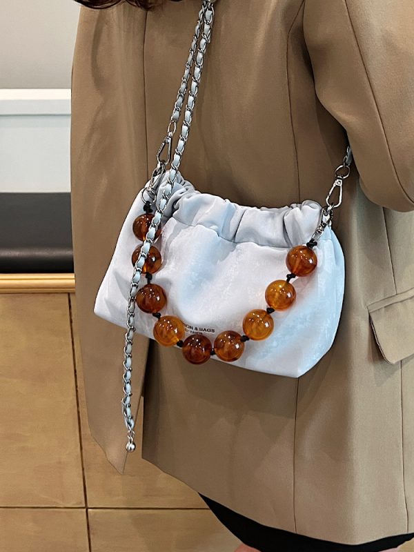 Korean-Style Minimalist Crossbody Bucket Handbag for Women - Versatile Fashionable Design for Commuting - Summer 2025 Collection