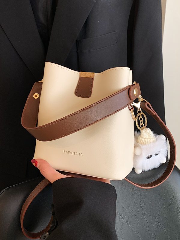 Korean-Style Retro Bucket Handbag for Women - Trendy Versatile Shoulder Bag for Spring/Summer 2025 High-End Fashion