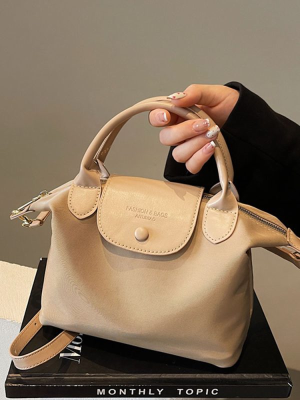 Korean-Style Retro Casual Bucket Bag for Women - Trendy Versatile Handheld Design, High-End Feel, Spring/Summer 2025 Collection