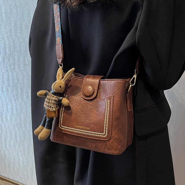 Korean Style Retro Wide Shoulder Strap Crossbody Bag for Women - Versatile Spring/Summer 2025 High-End Bucket Bag