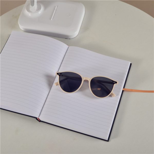 Korean Style Small Face Round Sunglasses for Women - Summer Hot Girl Beach Vacation Street Photography Accessory