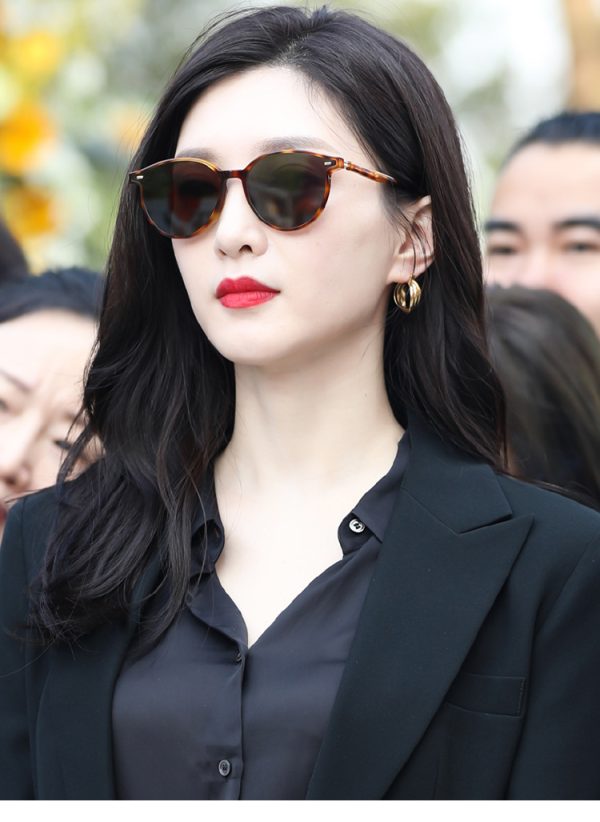 Korean Style Small Face Round Sunglasses for Women - Summer Hot Girl Beach Vacation Street Photography Accessory