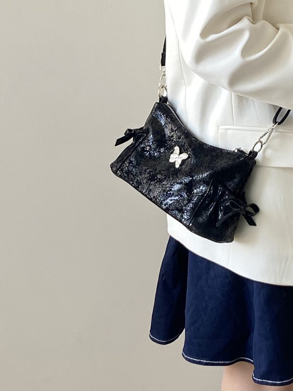 Korean Style Women's Bow Underarm Bag - Sweet Cool Crossbody Handbag for 2025 Fashion Trends