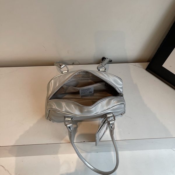 Korean-Style Women's High-End Versatile Bowling Handbag - 2025 Underarm Shoulder Commuting Bag