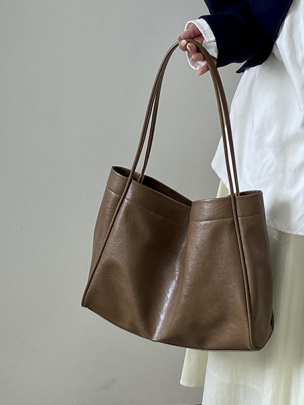 Korean Style Women's Soft Leather Commuter Tote Bag - Fashionable Casual Shoulder Bag for Everyday Use