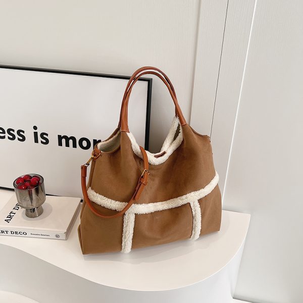 Lambswool Single-Shoulder Tote Bag for Women, High-End Versatile Fashionable Large Capacity Bag, Spring/Summer 2025 Style