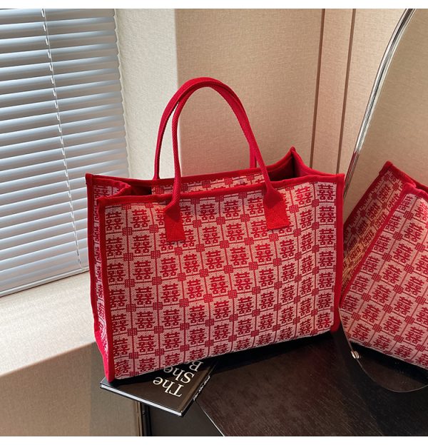 Large Capacity Canvas Bride Tote Bag for Weddings - Joy Character Design, Red Shoulder Bag, 2025 New Style