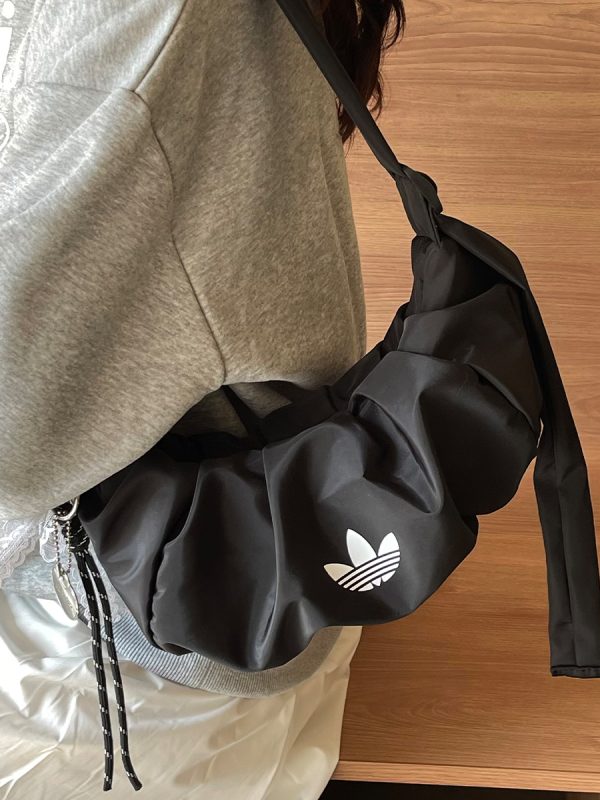 Large Capacity Dumpling Bag - Portable Versatile Shoulder Crossbody Bag for Work, Commuting, and Everyday Fashion 2025