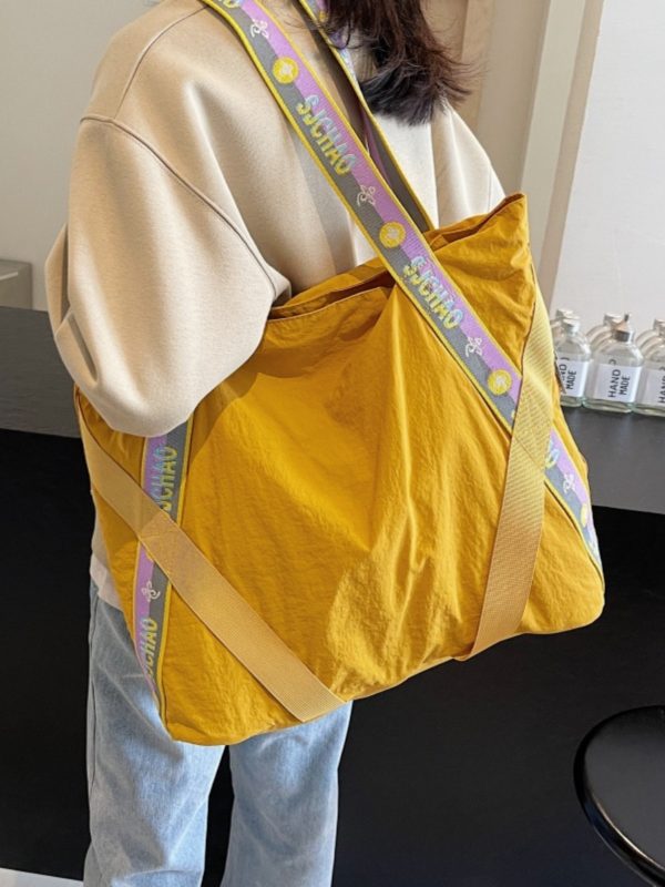 Large Capacity Nylon Commuter Tote Bag for Women - Stylish 2025 Shoulder Bag for Shopping and Short Trips