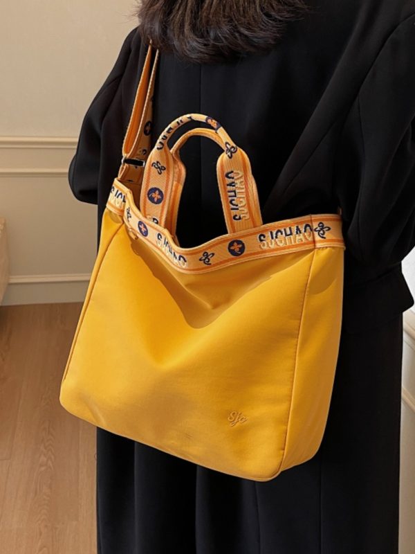 Large Capacity Nylon Tote Bag for Women, 2025 Commuter Handbag, Stylish College Student Crossbody Bag