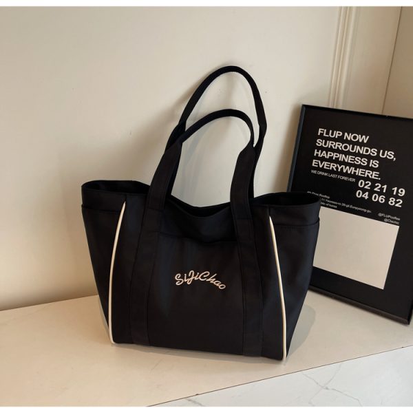 Large Capacity Nylon Tote Bag for Women, 2025 Spring/Summer Shoulder Bag for College, Commuting, and Classes