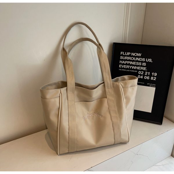 Large Capacity Nylon Tote Bag for Women, 2025 Spring/Summer Shoulder Bag for College, Commuting, and Classes