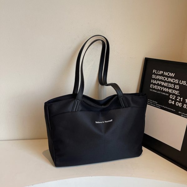 Large Capacity Oxford Cloth Women's Crossbody Bag - Versatile High-End Commuting Tote for Autumn/Winter 2025