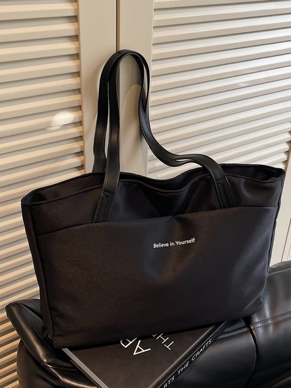 Large Capacity Oxford Cloth Women's Crossbody Bag - Versatile High-End Commuting Tote for Autumn/Winter 2025
