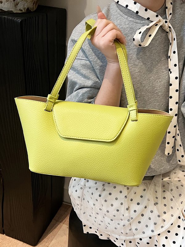 Large Capacity Shoulder Bag for Women - 2025 New Korean Style Versatile Crossbody Bag with Elegant Design and High-End Quality