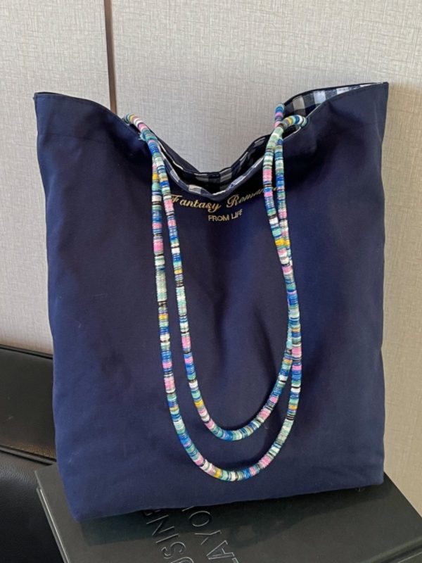Large Capacity Spring Plaid Canvas Tote Bag for Women - Double-Sided Commuting Shoulder Bag, Ideal Student Classroom Accessory