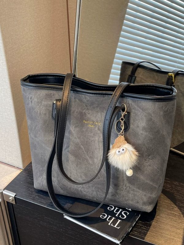 Large Capacity Tote Bag for Students - Stylish Versatile Shoulder Commuting Bag for Women - Trendy Spring Summer 2025 Fashion
