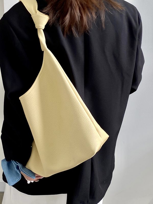 Large Capacity Tote Bag for Women - Niche Design for Spring & Summer, Versatile Shoulder & Hand-Held Style for Commuting & Classes