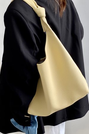 Large Capacity Tote Bag for Women - Niche Design for Spring & Summer, Versatile Shoulder & Hand-Held Style for Commuting & Classes