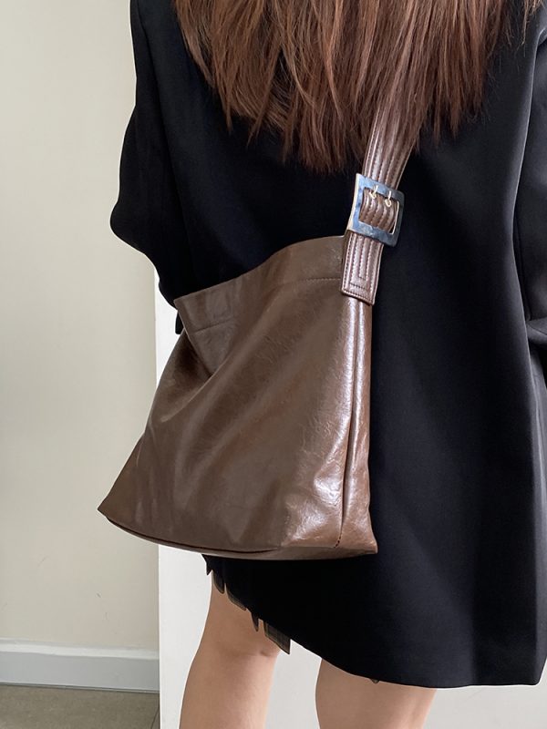 Large Capacity Tote Bag for Women - Spring/Summer 2025 Niche Design, Versatile Shoulder & Crossbody Style, Perfect for Everyday Use