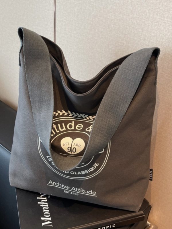 Large Capacity Women's Canvas Tote Bag 2025 - Versatile Shoulder Commuting Bag for Casual Everyday Use