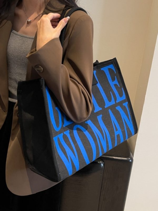 Large Capacity Women's Canvas Tote Bag for Spring & Summer, Stylish Shopping Bag, Perfect for Commuting & Short Trips