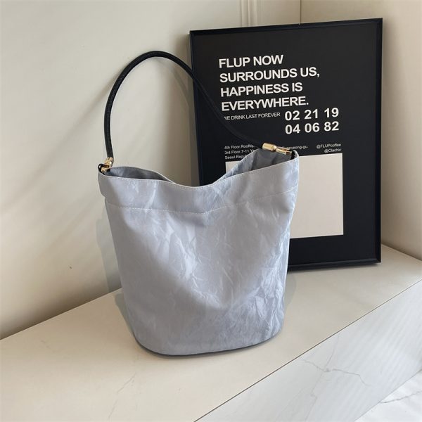 Large Capacity Women's Casual Shoulder Bag - Summer 2025 Minimalist Underarm Tote for Relaxed Commuting