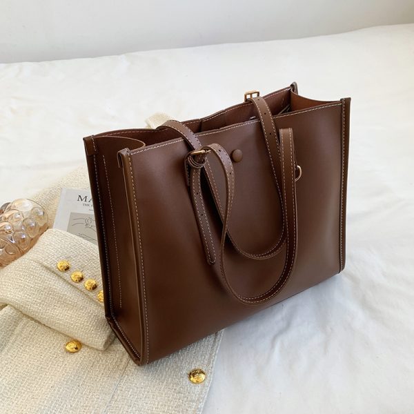 Large Capacity Women's Commuter Bag - High-Quality Texture Shoulder Tote for Autumn Winter 2025 Fashion