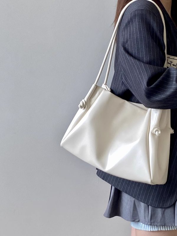 Large Capacity Women's Tote Bag - High-End Commuting Shoulder Handbag for Spring and Summer - Trendy Niche Design 2025