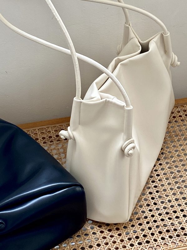 Large Capacity Women's Tote Bag - High-End Commuting Shoulder Handbag for Spring and Summer - Trendy Niche Design 2025