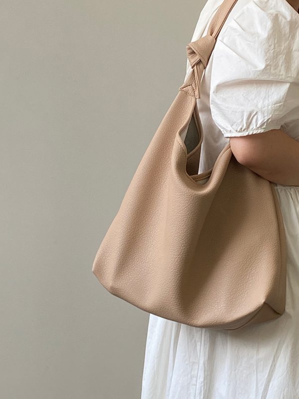 Large Capacity Women's Tote Bag - Stylish Niche Design for Spring & Summer, Perfect for Commuting, Classes, Shoulder & Hand-Held Use