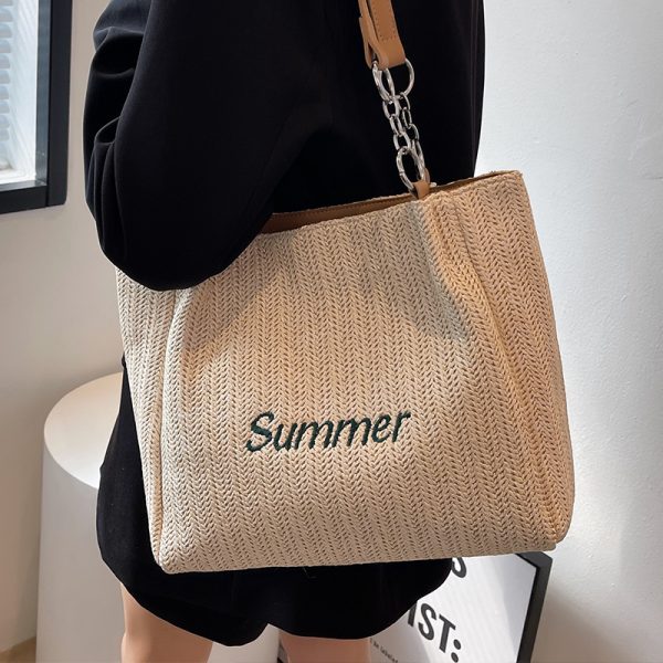 Large Capacity Woven Bag for Women - Autumn/Winter 2025 Niche Versatile Shoulder Tote, Fashionable Commuting Style
