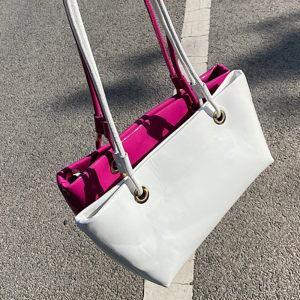 Large Shiny Patent Leather Single Shoulder Tote Bag for Women - Stylish High-End Commuting Bag for Spring Summer 2025