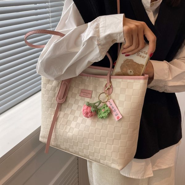 Large Women's Versatile Tote Bag - Spring/Summer 2025 Fashion Shoulder Bag for College Students, High Capacity Handbag