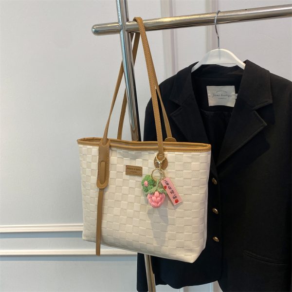 Large Women's Versatile Tote Bag - Spring/Summer 2025 Fashion Shoulder Bag for College Students, High Capacity Handbag