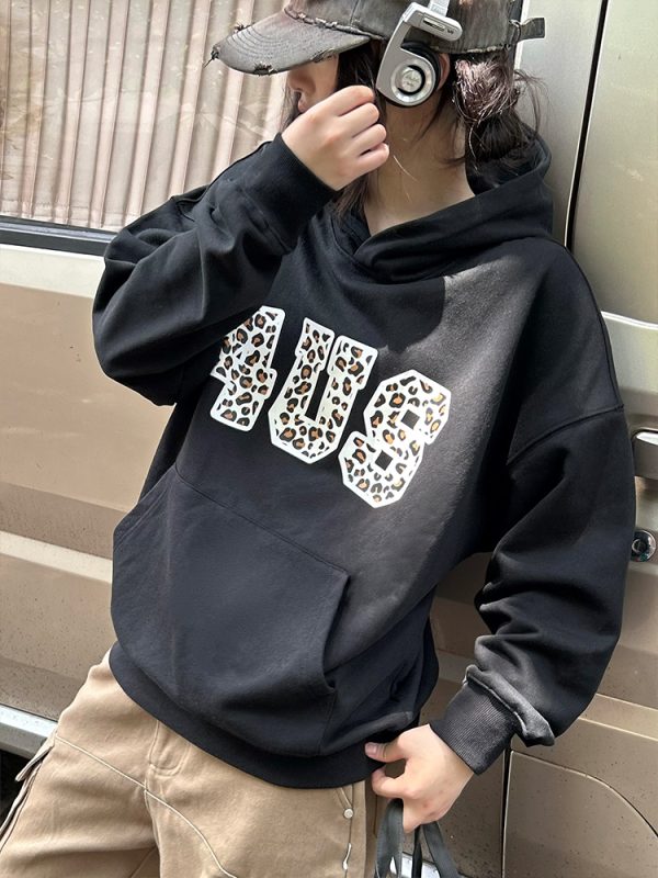 Leopard Print Letter Graphic Hoodie for Men and Women, Trendy Loose Fit for Autumn and Winter, Casual Streetwear Style