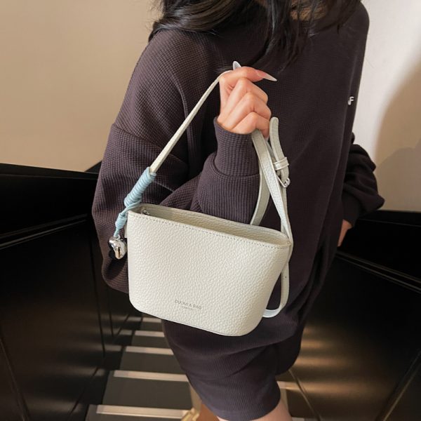 Light Luxury Zipper Bucket Bag for Women - 2025 High-End Crossbody Phone Bag - Summer Niche Style