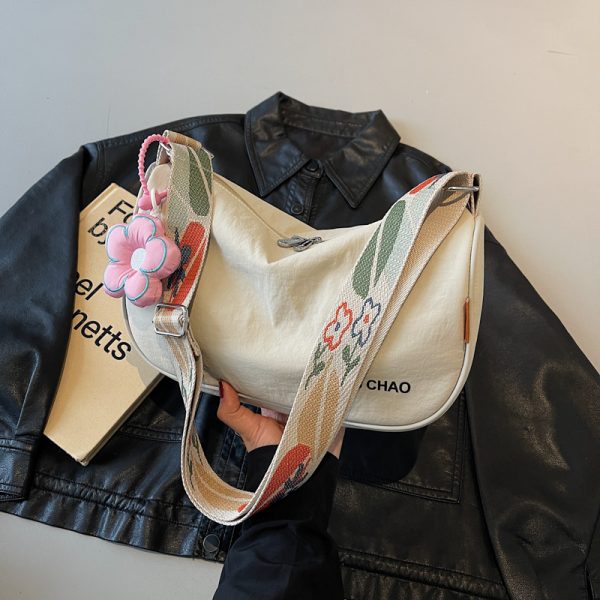 Lightweight Nylon Dumpling Bag for Women, 2025 Summer Korean Style Shoulder Crossbody Bag for Students and Commuters