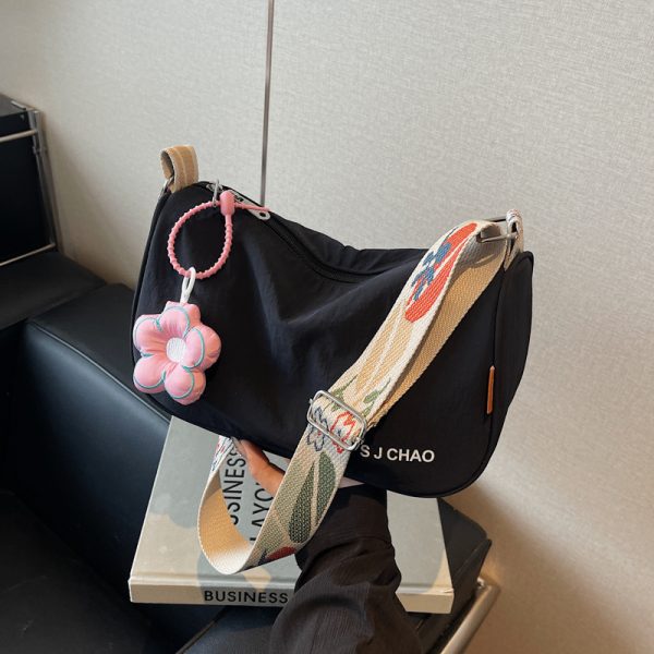 Lightweight Nylon Dumpling Bag for Women, 2025 Summer Korean Style Shoulder Crossbody Bag for Students and Commuters