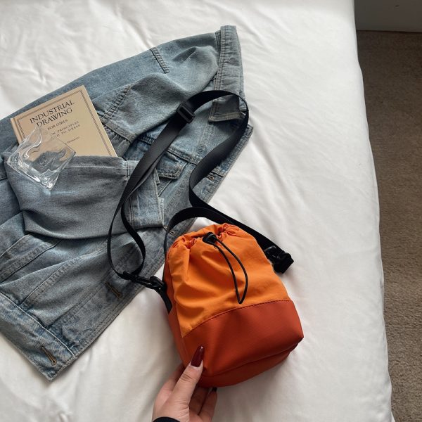 Lightweight Summer Crossbody Water Cup Bag for Women - 2025 Outdoor Cycling Phone Holder and Handheld Water Bottle Pouch