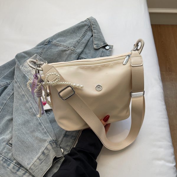 Lightweight Water-Resistant Nylon Bucket Bag - 2025 Spring/Summer Korean Style Dumpling Design, Trendy Women's Fashion Accessory