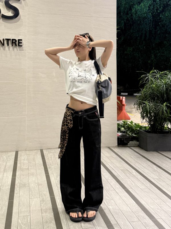Low-Waist Straight-Leg Wide-Leg Jeans for Women - Trendy Casual High Street Design, Slimming Long Pants for Effortless Style