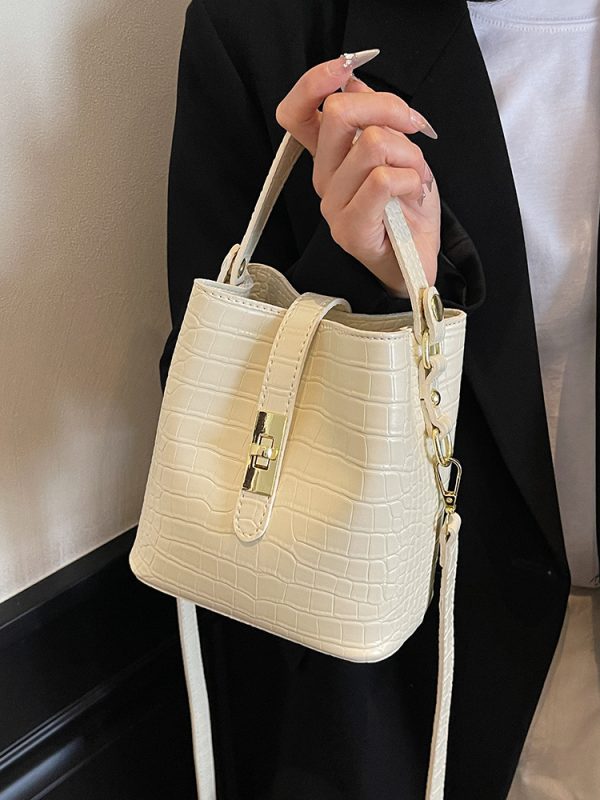 Luxury Lightweight Crocodile Pattern Bucket Bag - Summer 2025 Underarm Fashion Shoulder Bag