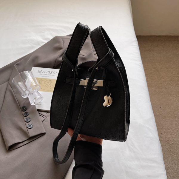 Minimalist Casual Tote Bag for Women â€“ 2025 Summer Trendy Versatile Crossbody Bucket Bag